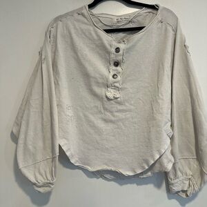 The Free Sz: L Melodi Button Henley Distress Cotton Cream Cropped Raw round Hem.